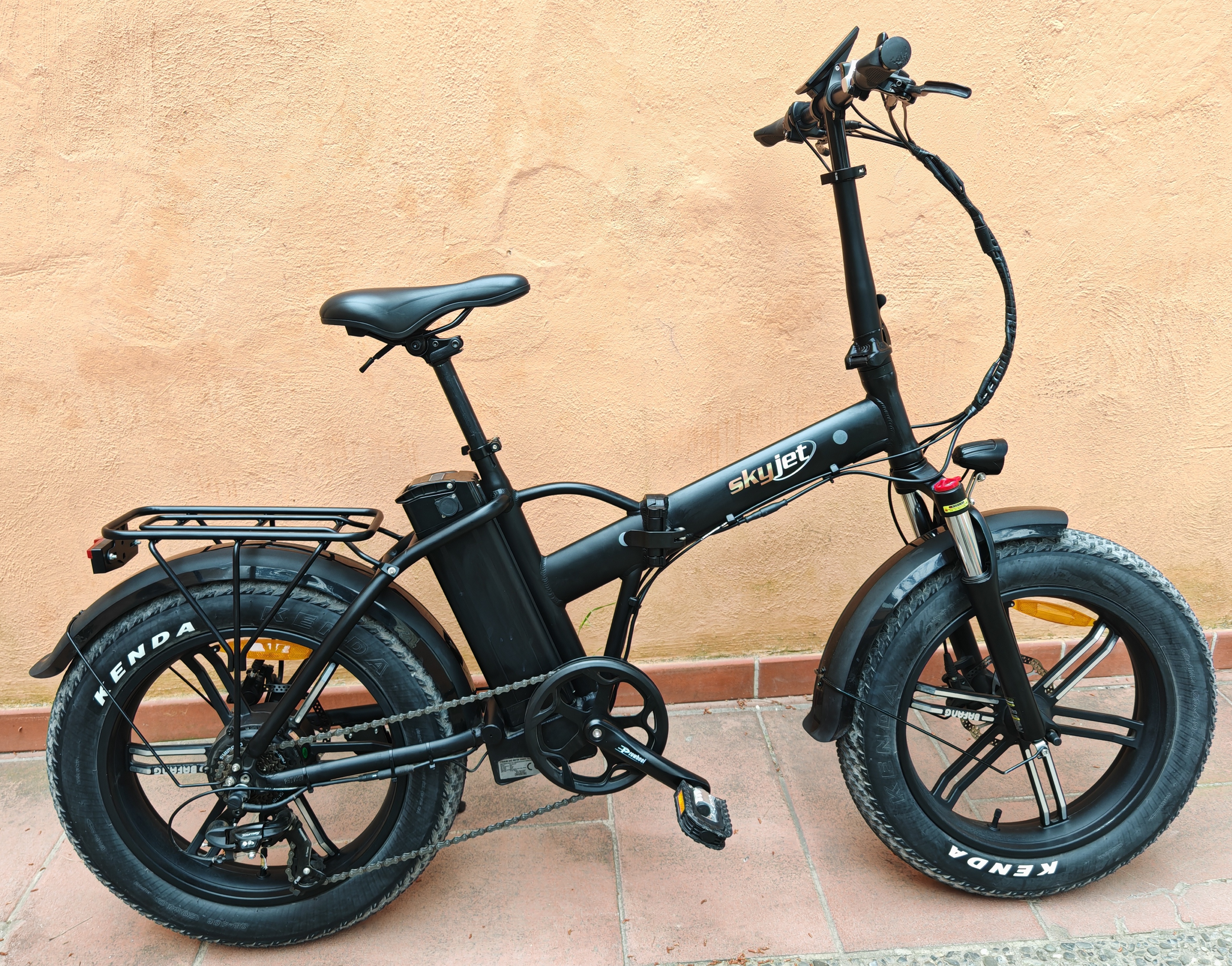Skyjet fat pedala assistita